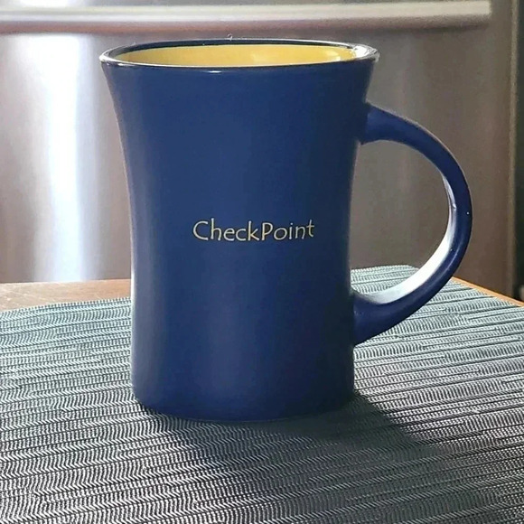 Checkpoint Mug Purple & Yellow - Picture 1 of 3